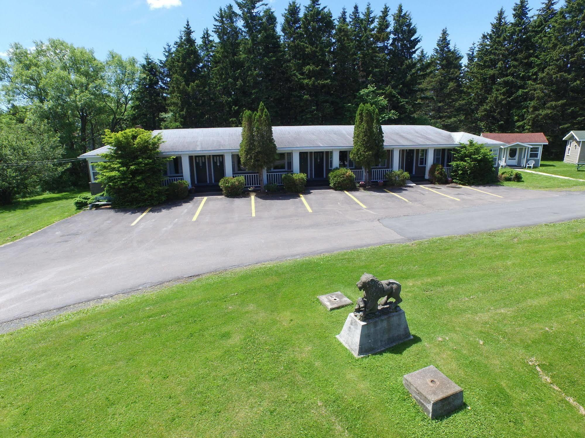 Lionstone Inn Motel & Cottages Pictou Exterior foto