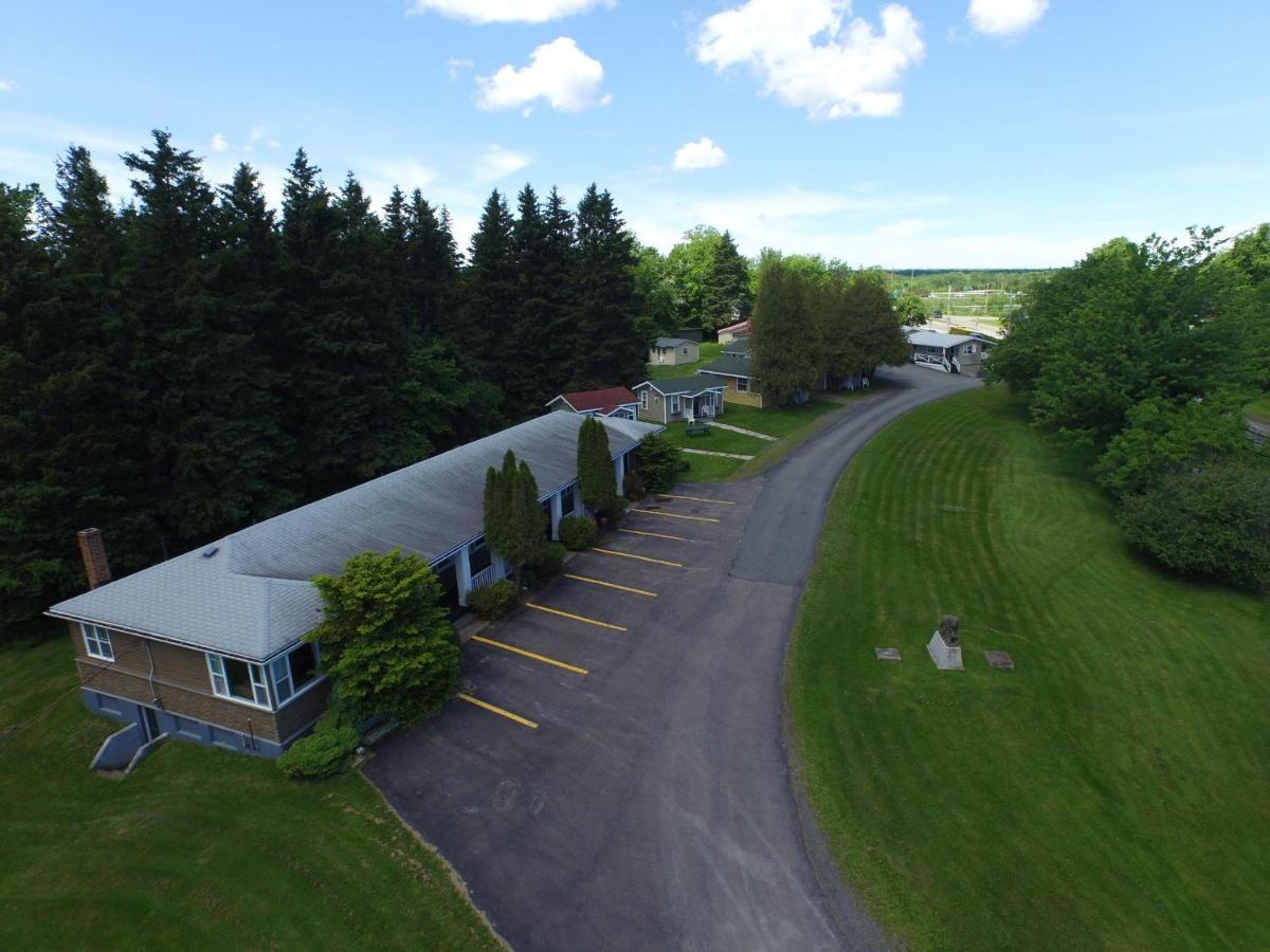 Lionstone Inn Motel & Cottages Pictou Exterior foto